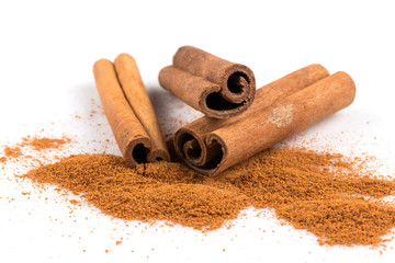 cinnamon sticks with powder