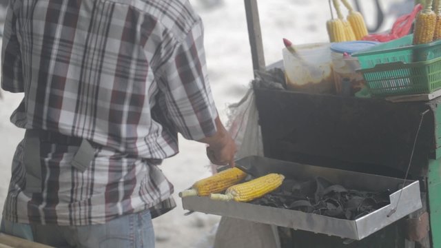 Roasted corn. Street food. 