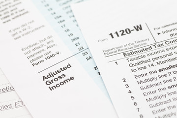Obraz premium Close - up U.S. income tax form..