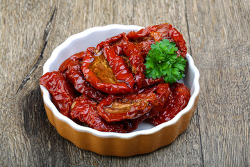 Dried tomatoes