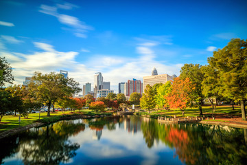 Fototapeta premium Panoramę centrum Charlotte w Karolinie Północnej