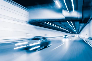 Papier Peint photo Voitures rapides Blue color tunnel car driving motion blur