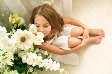 The girl with the flowers