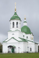 Fototapeta na wymiar Церковь Петра и Павла в Тобольске