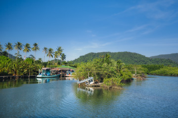 Fototapeta na wymiar THAILAND, KO CHANG/ Thailand tropical island of Koh Chang.