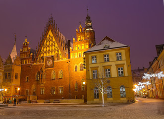 Fototapeta na wymiar night lights of the city on Christmas night in Wroclaw