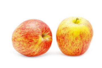 Fototapeta na wymiar Fresh red apple isolated on white