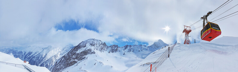 Naklejka na ściany i meble Mountains ski resort Kaprun Austria