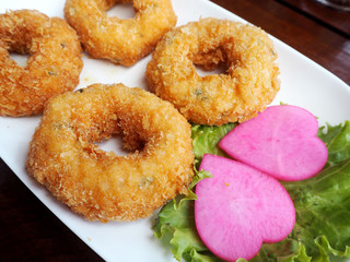 Thai Food Fried Shrimp Cake (Tod Mun Kung)