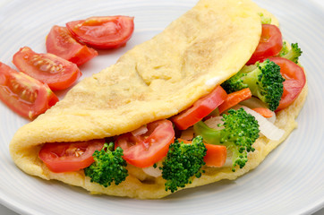 Healthy omelette with vegetables