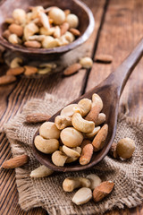 Roasted and salted nuts (mixed)