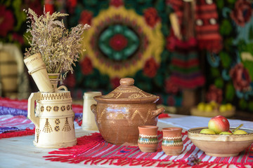 Traditional arrangement with wooden pots