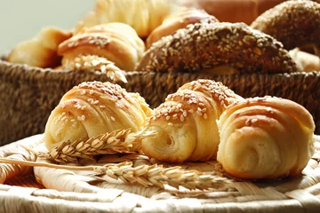Gordijnen croissants en diverse bakkerijproducten © slavomir pancevac
