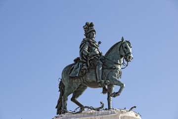 Fototapeta na wymiar Statue of King Jose I on the Commerce Square - Praca do Comercio