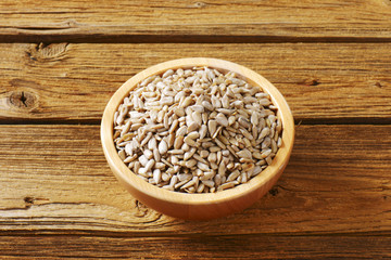 Raw sunflower seed