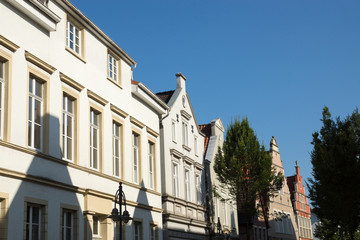 Hausfassaden in der Wasserstraße am Markt in Burgsteinfurt, Nordrhein-Westfalen