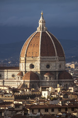 Fototapeta na wymiar Toscana,Firenze,la cupola del Duomo.