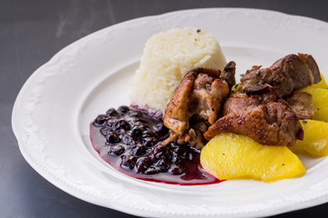 Roasted duck breast salad with rice