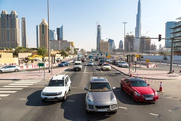 Zelfklevend Fotobehang Modern highway in Dubai © Sergii Figurnyi