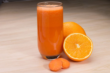 zumo naranja y zanahoria