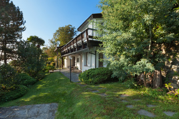 Naklejka premium mountain home, exterior