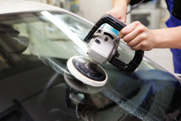 Polishing glass car