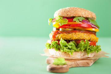 veggie chickpea and sweetcorn burger with pepper jalapeno onion