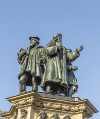 Fototapeta na wymiar The Johannes Gutenberg monument on the southern Rossmarkt in Fra