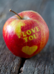 apple with heart and text 'i love you'