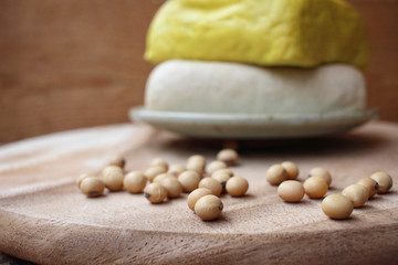Soybeans and tofu