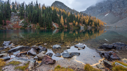 Clear lake in the mountains, BLUE LAKE TRAIL, Washington state