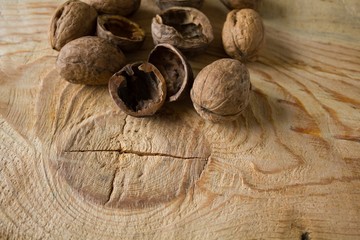 Walnuts with shell