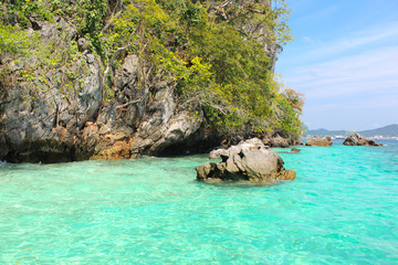 Beautiful turquoise water of the ocean on Phi-Phi Island Thailan