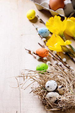Easter decoration with quail eggs