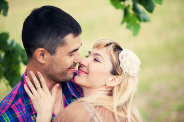 Fototapeta premium Lovers kiss Closeup