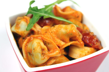 Nudelsalat mit Tortellini