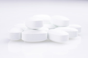 White  medicine antibiotic pills.