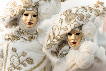 Carnival in Venice - gorgious couple in gold