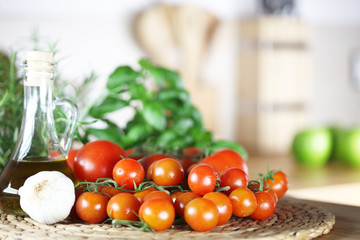 healthy food, basil, tomatoes