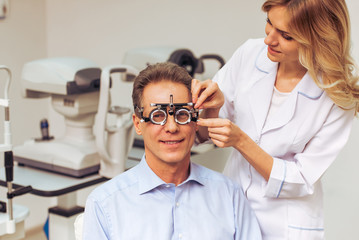 At the ophthalmologist