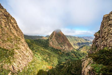 Fototapeta na wymiar Mountain view on La Gomera island