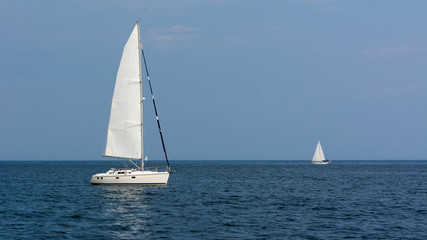 Obraz premium White Sailboat