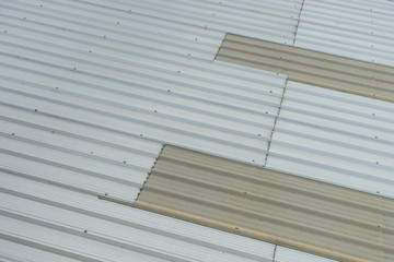 metal roofing on commercial construction