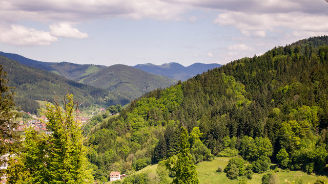Schwarzwald Panorama vom Hansjakobweg in Wolfach