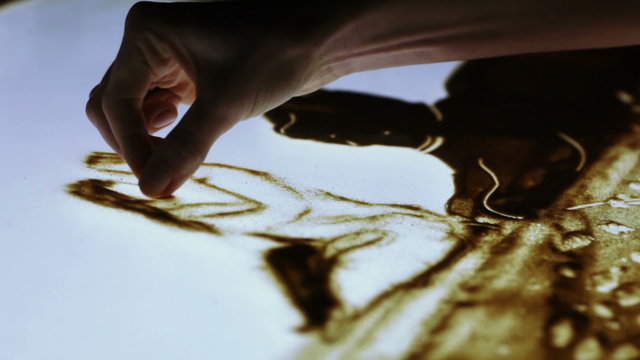 Couple, painted sand animation