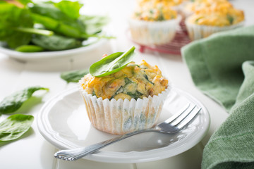 Muffins with spinach, sweet potatoes and cheese
