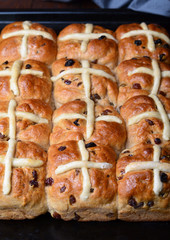 Homemade Easter Hot Cross Buns 