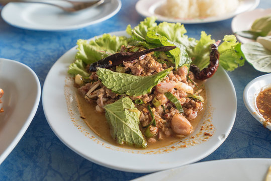 Larb, duck mince with spicy taste, Thai food