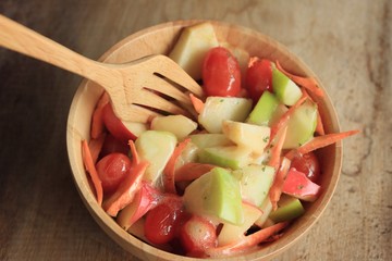 salad fresh apple fruit