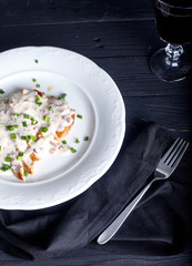 Grilled chicken breast with cheese sauce 